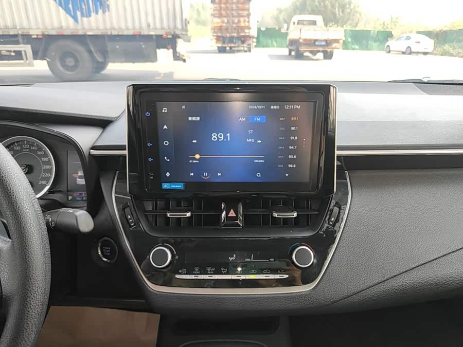Toyota Corolla 2022, фото 13