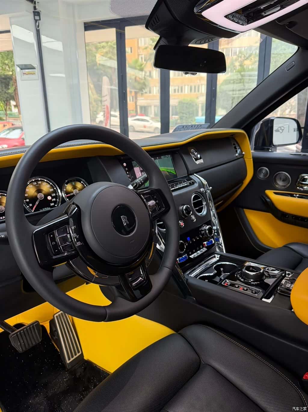 Rolls-Royce Cullinan, 2021 11