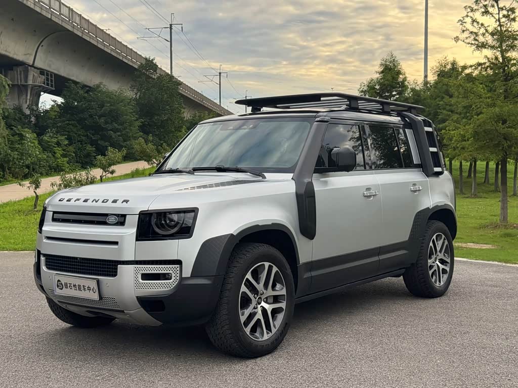 Land Rover Defender — фотографии объявления, Основное фото