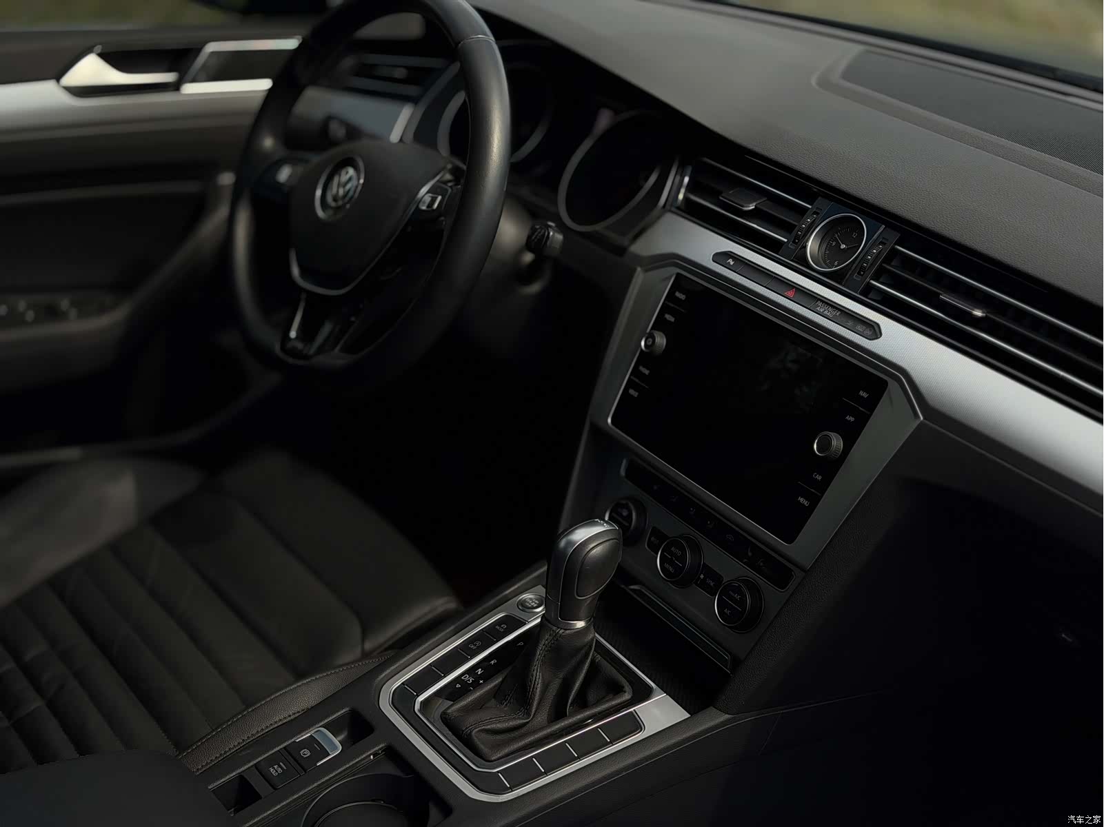 Volkswagen Variant, 2018 8