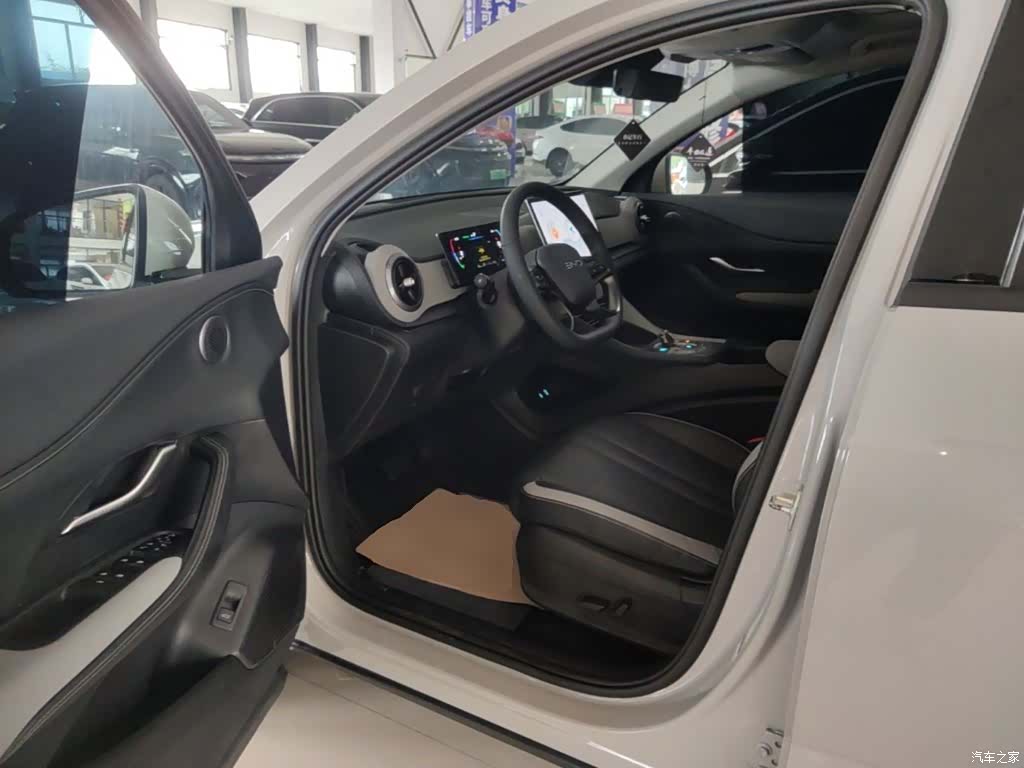 BYD HiAce, 2025 16