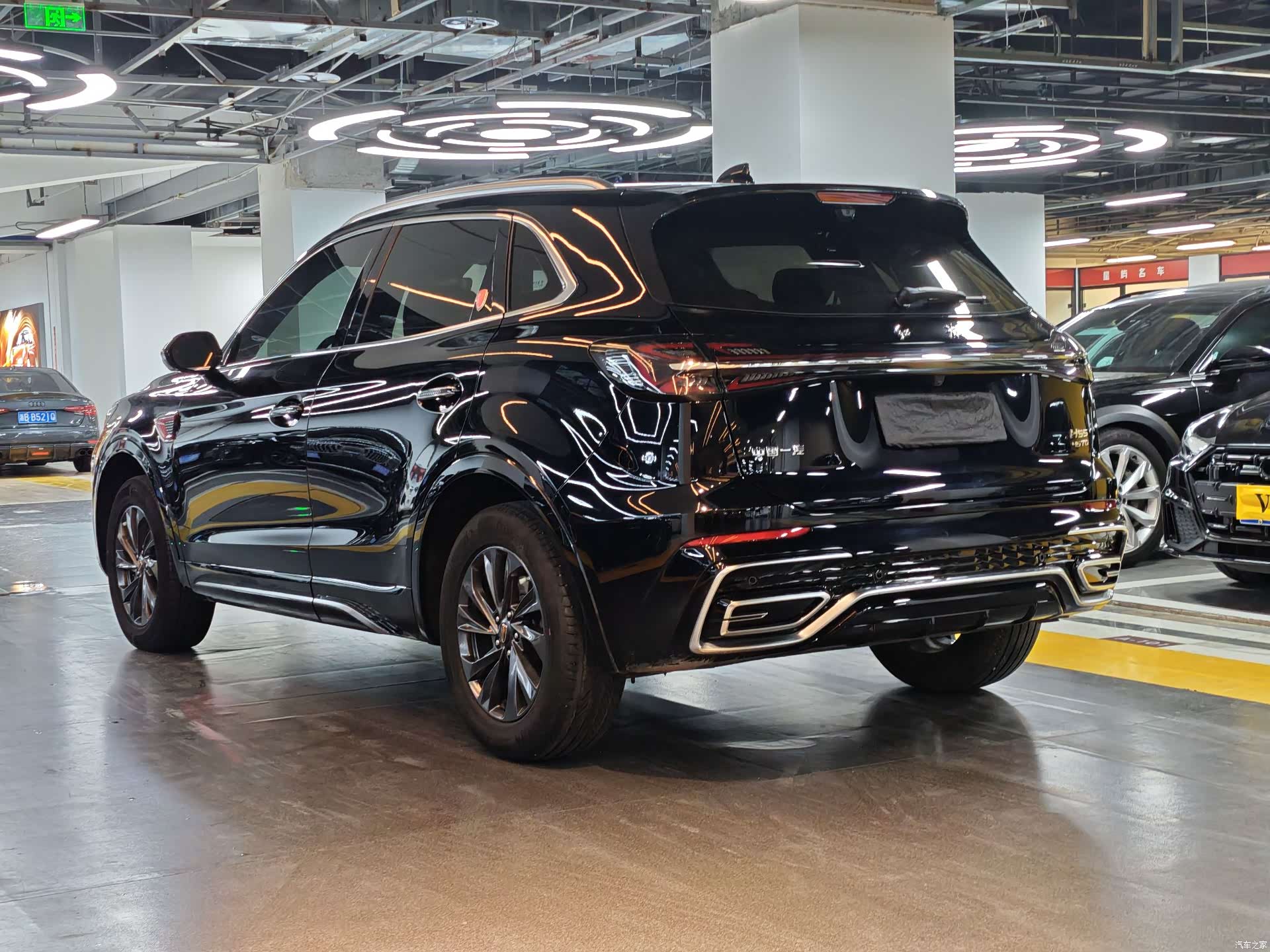 Hongqi HS5, 2024 15