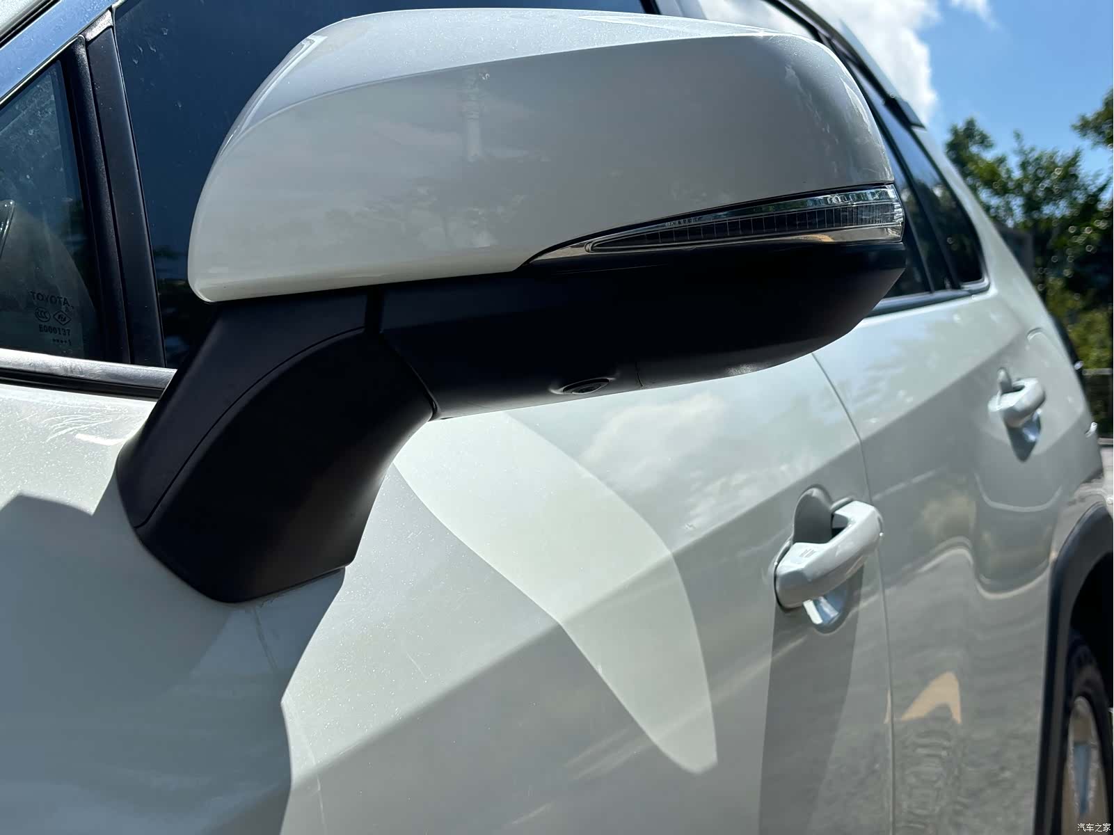 Toyota RAV4, 2021 7