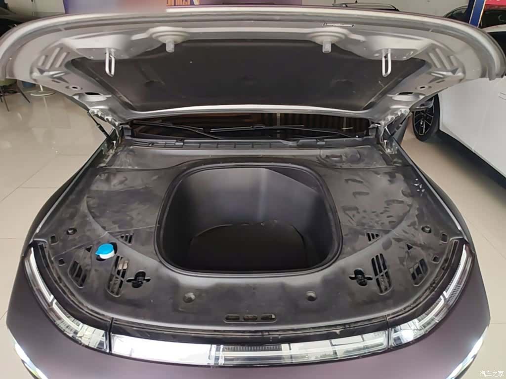Xpeng P7, 2023 20