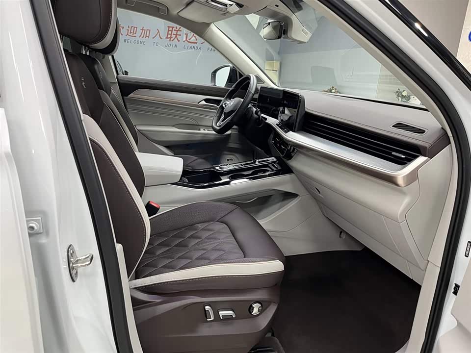 Volkswagen Range patrol