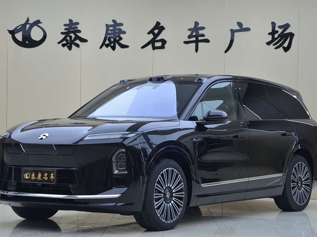 NIO ES8