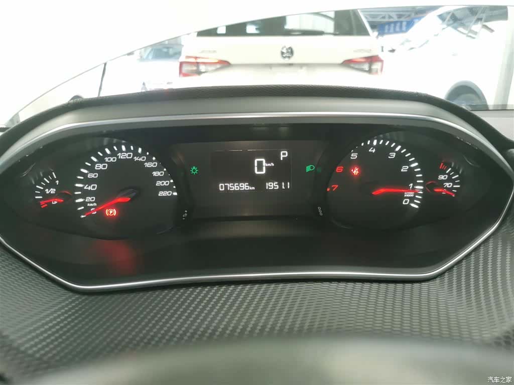 Peugeot 308, 2018 12