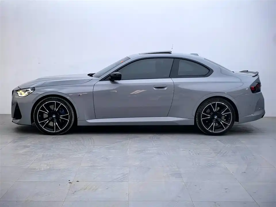 BMW M240i