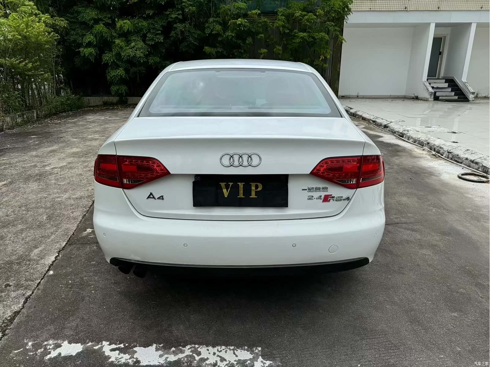 Audi A4L, 2011 8