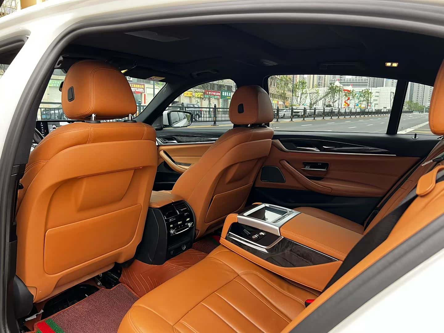 BMW 5 Series, 2017 6