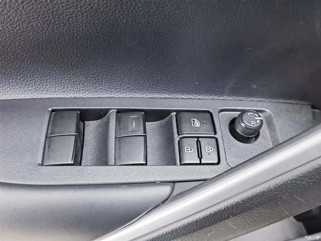 Toyota Frontlander, 2024 9