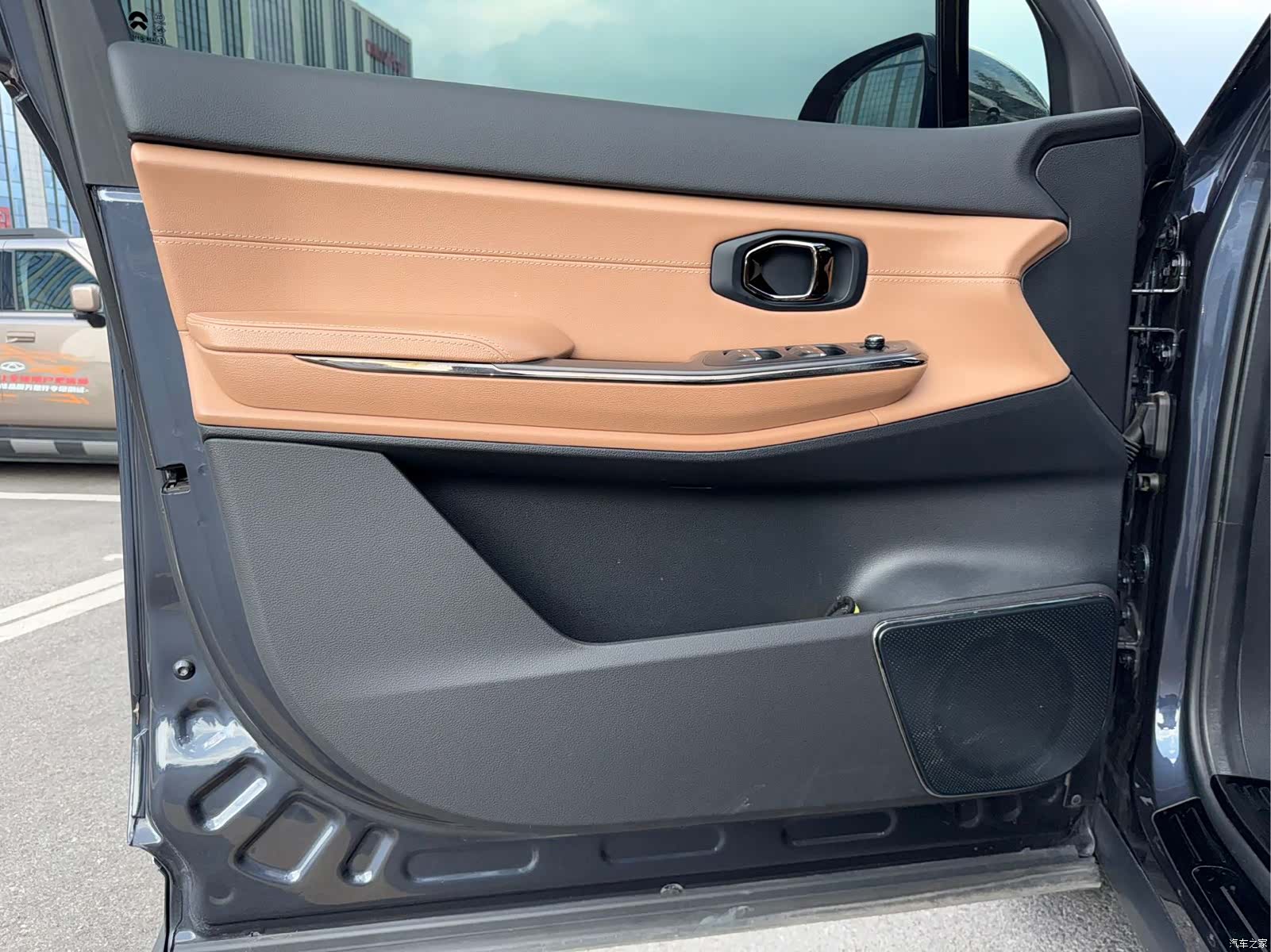 NIO ES8, 2021 14