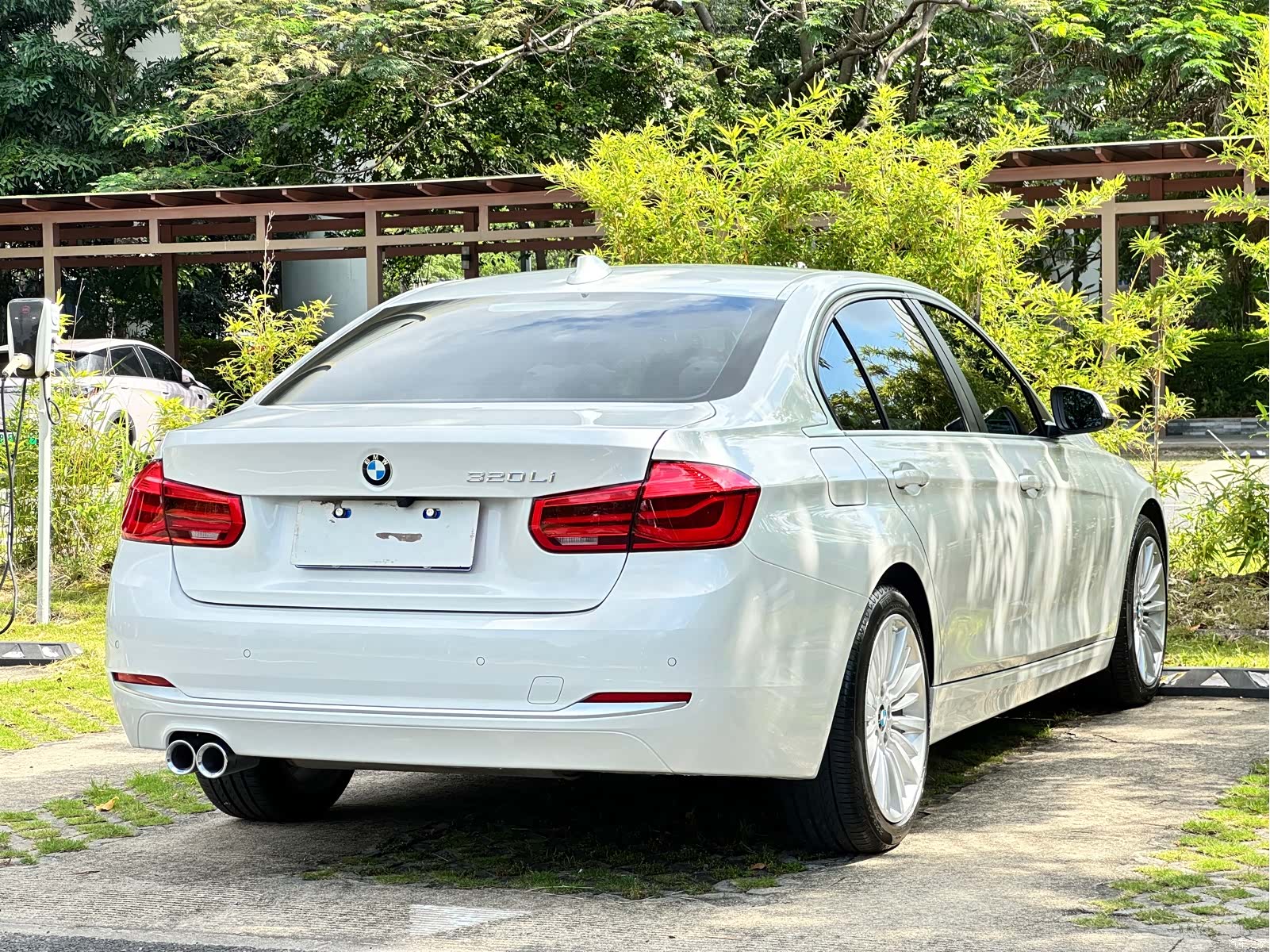 BMW 3 Series, 2018 17