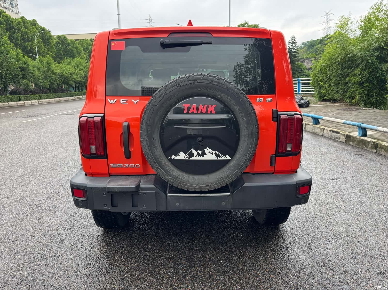 Tank 300, 2021 8