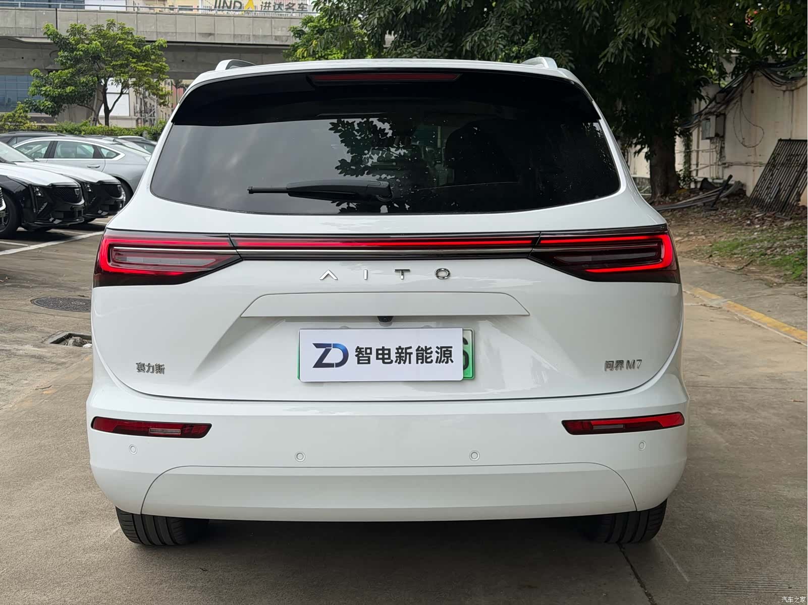 AITO M7, 2023 35