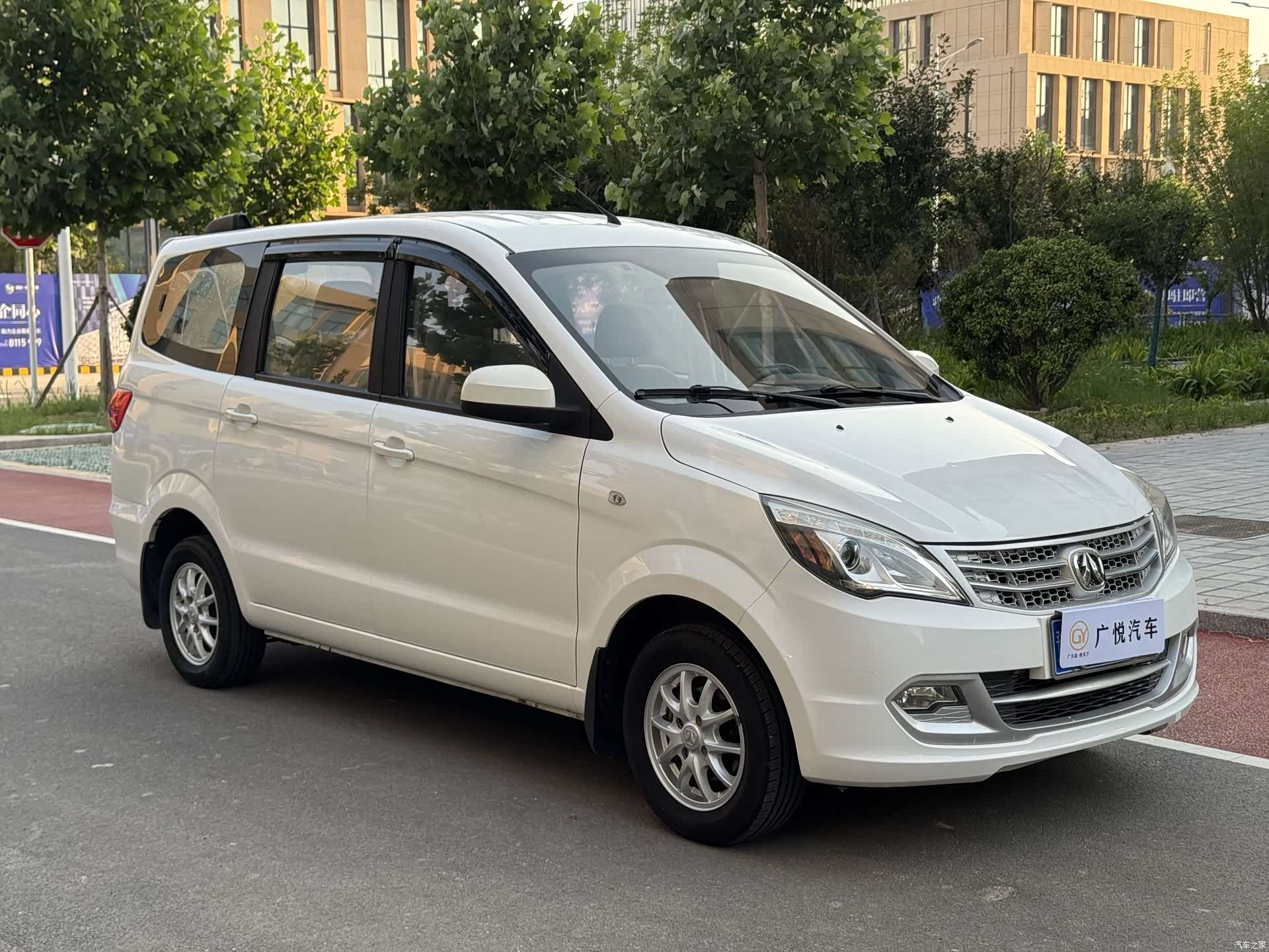 BAIC M20, 2017 3