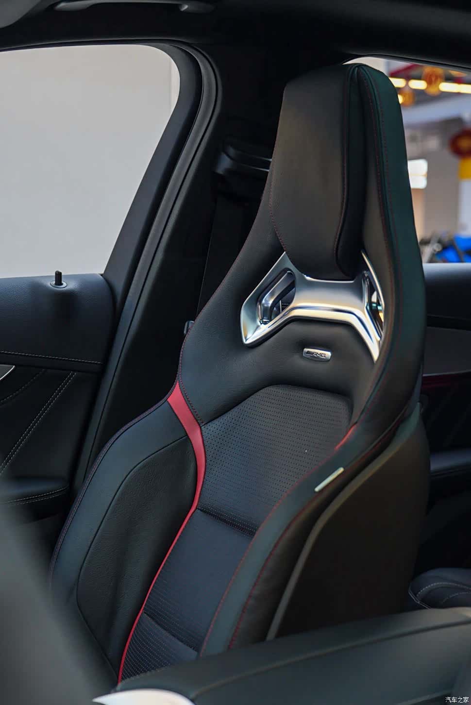 Mercedes-Benz C-Class, 2018 19
