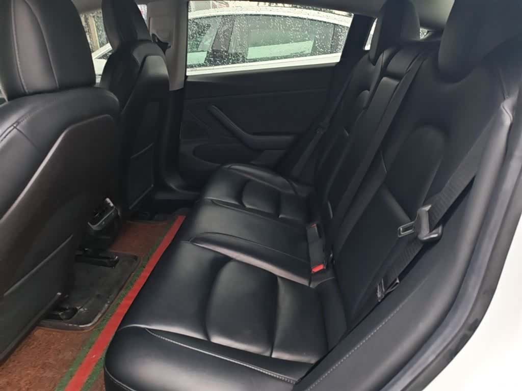 Tesla Model 3, 2019 17