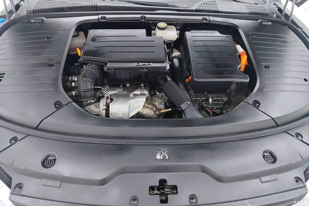 BYD Han, 2023 10