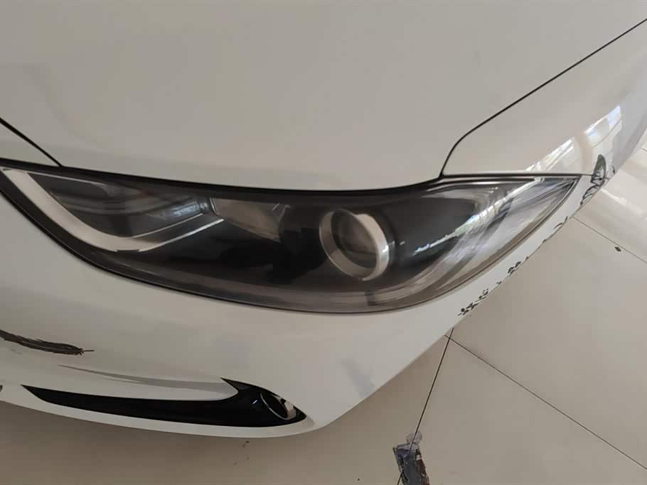 Hyundai Lead