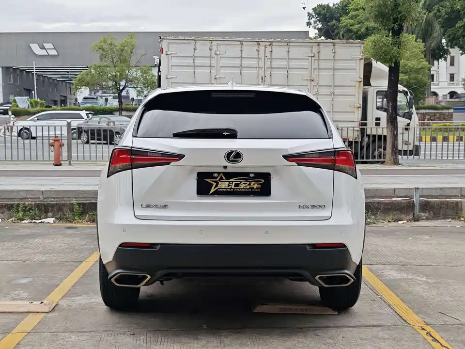 Lexus NX
