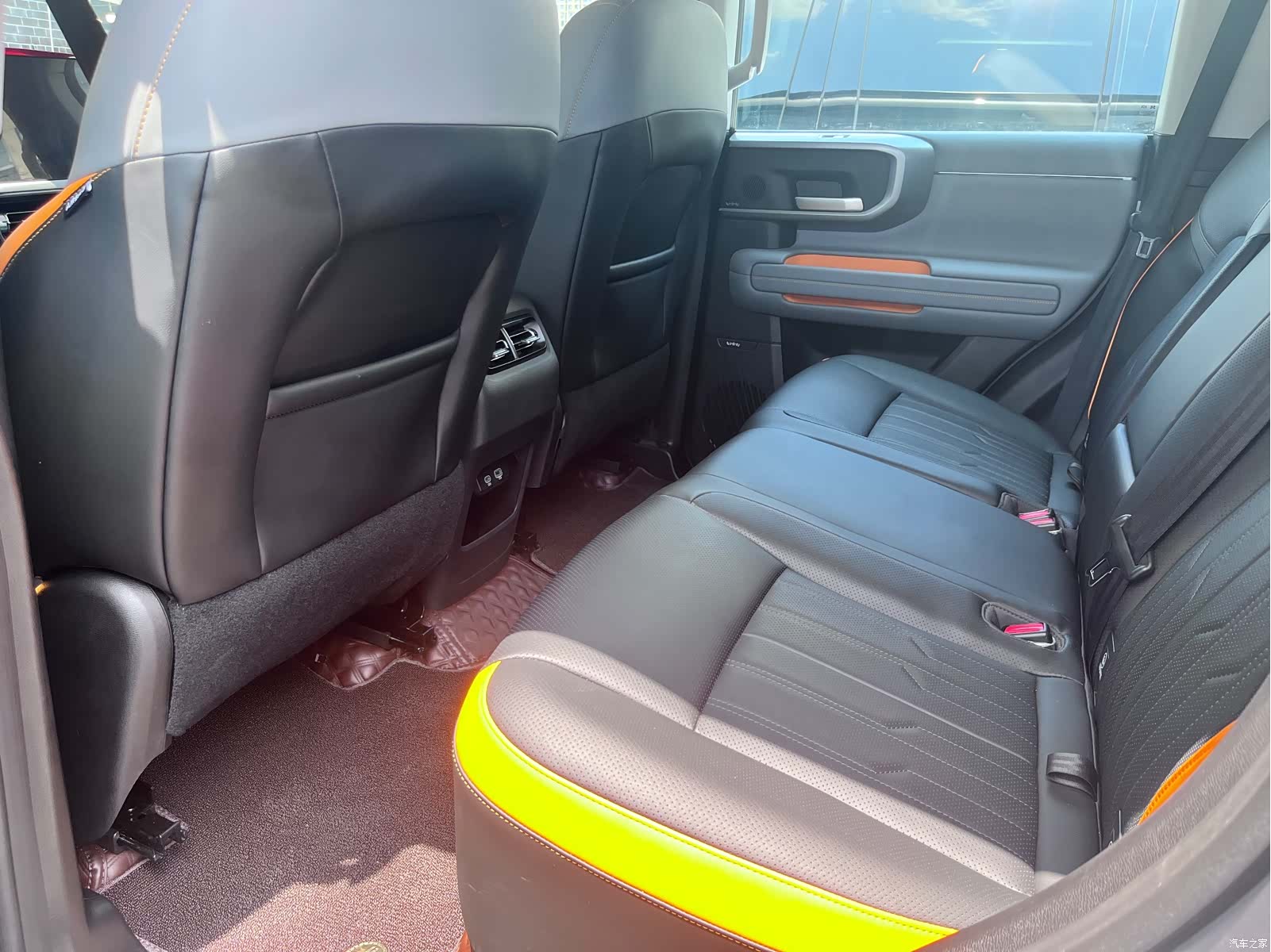 BAIC BJ40, 2025 11