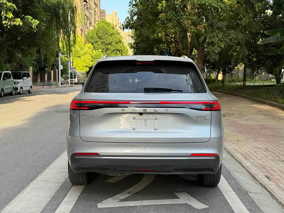 Geely Galaxy Galaxy Starship 7 EM-i