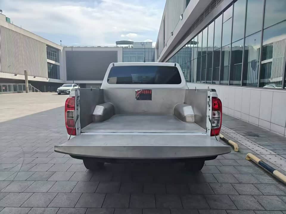 Nissan Navarra