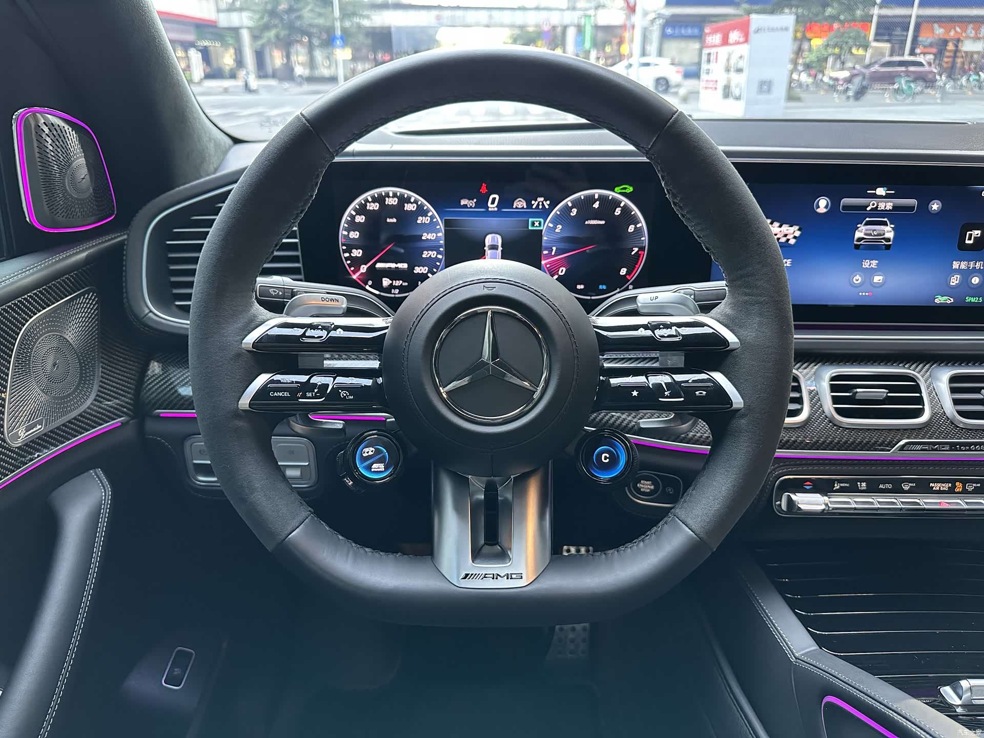Mercedes-Benz GLS, 2024 8