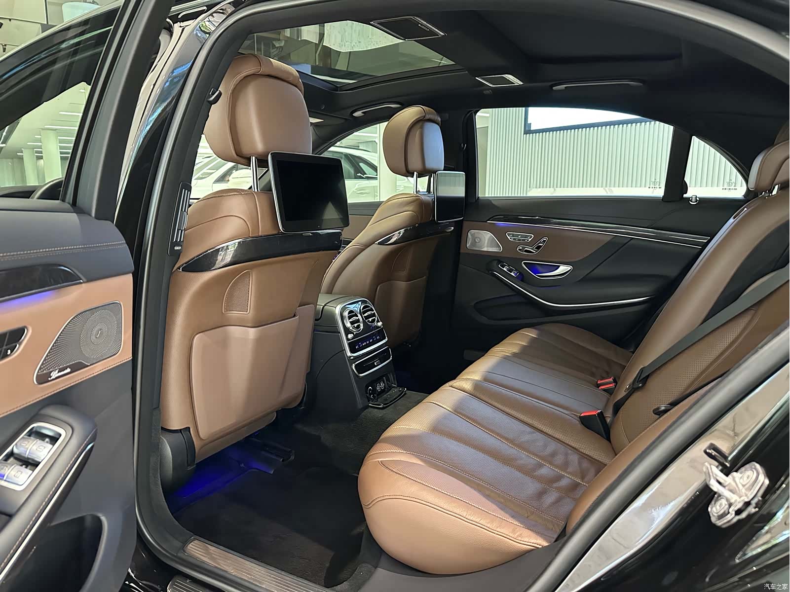 Mercedes-Benz S-Class, 2019 12
