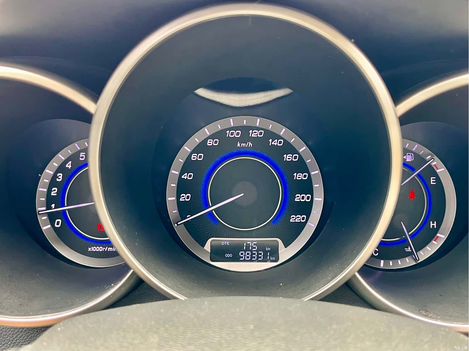 Changan Eado, 2016 23