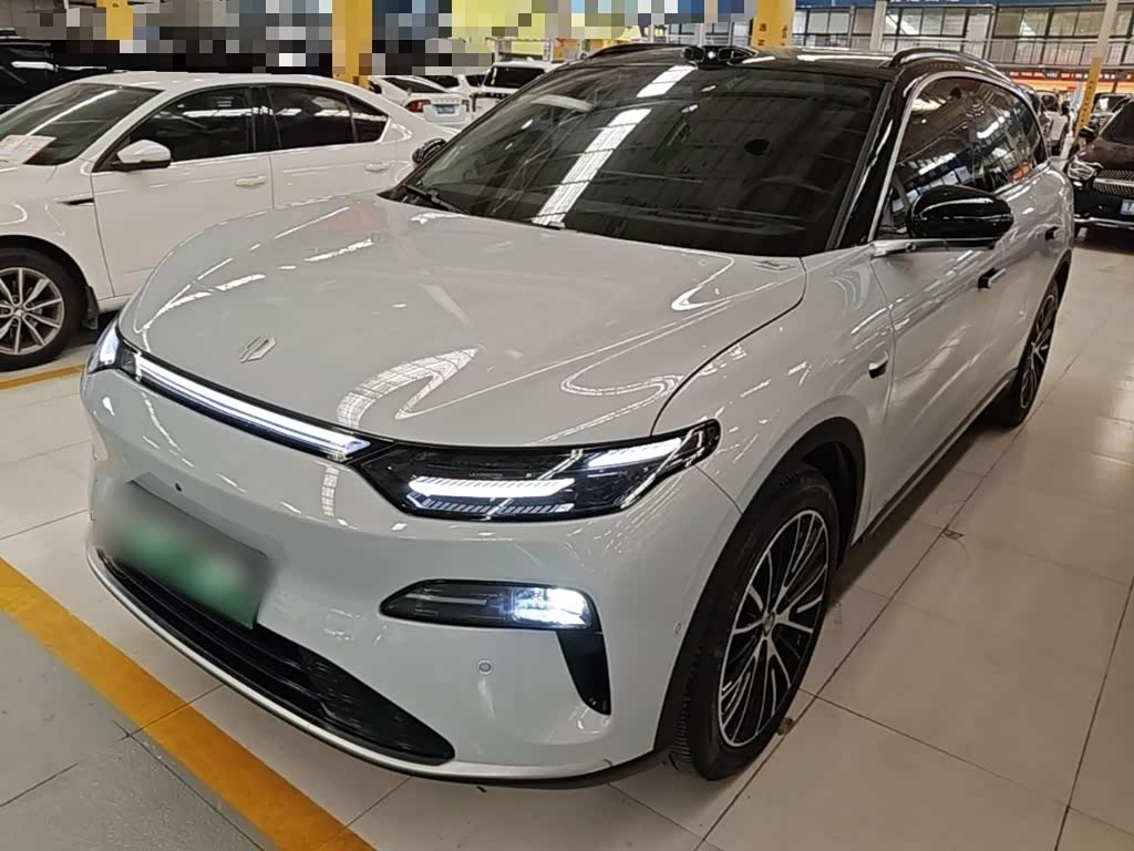 Leapmotor C11