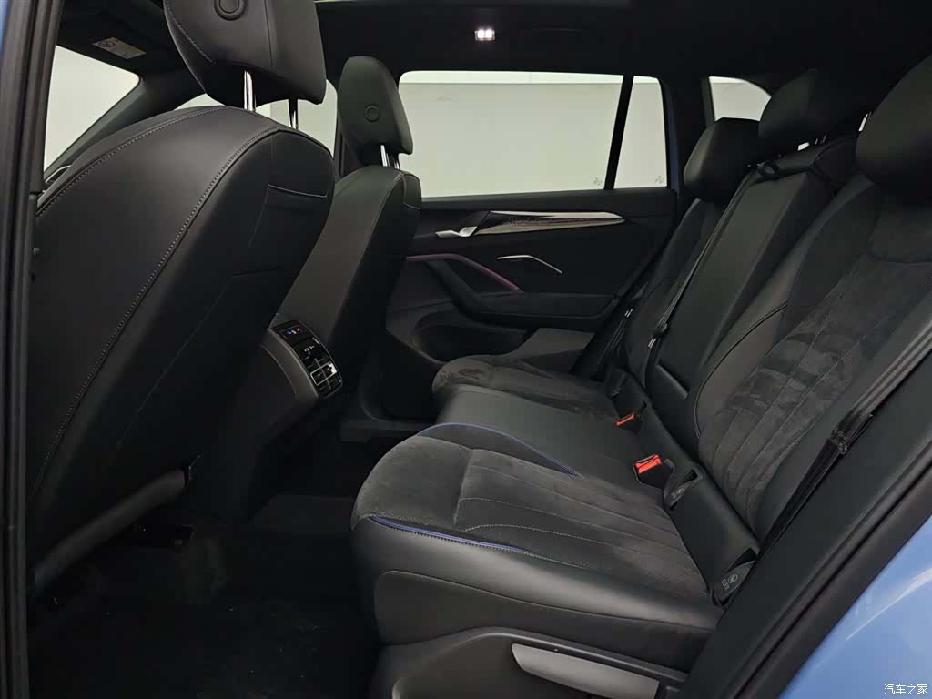 Volkswagen Tiguan L, 2024 13