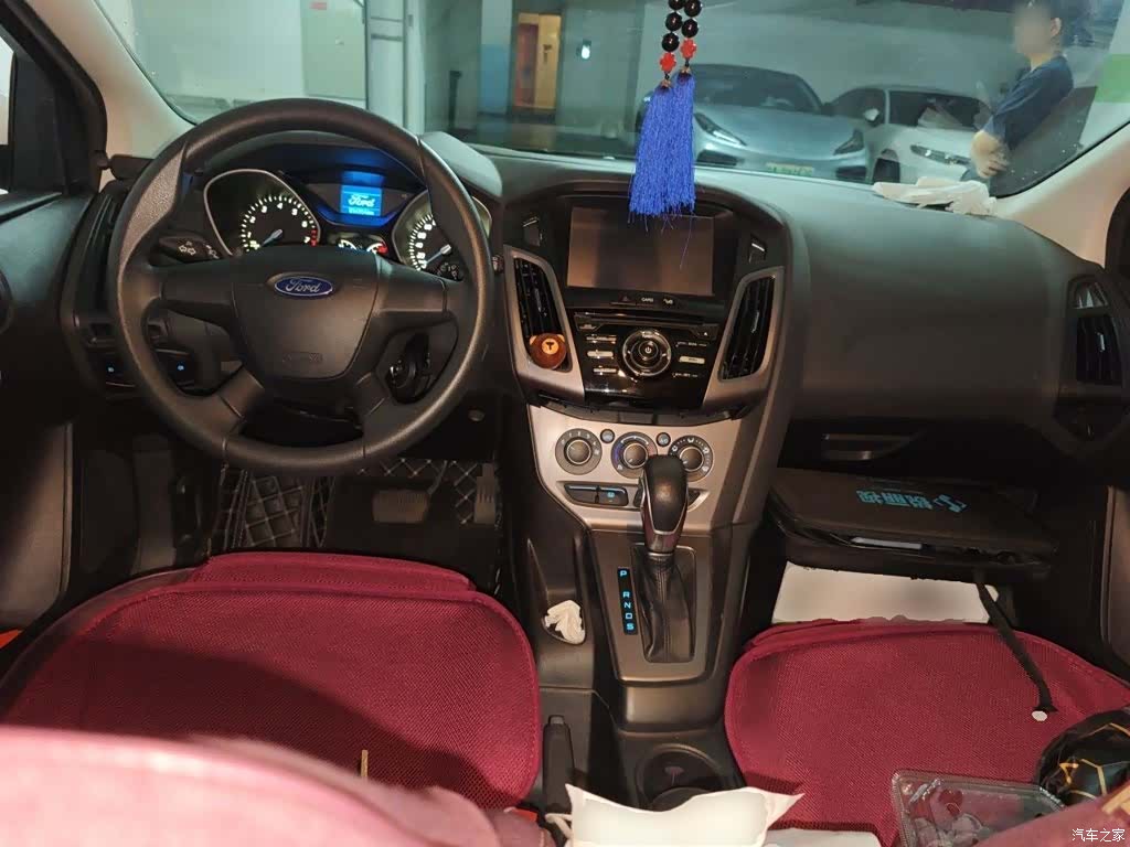 Ford Focus, 2015 6