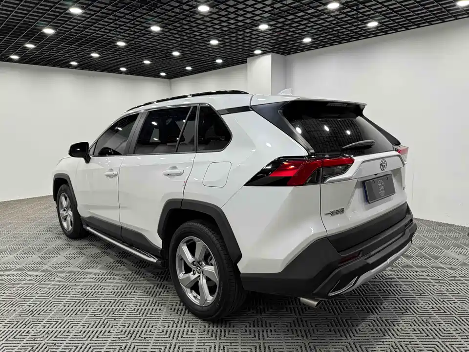 Toyota RAV4 Rongfang