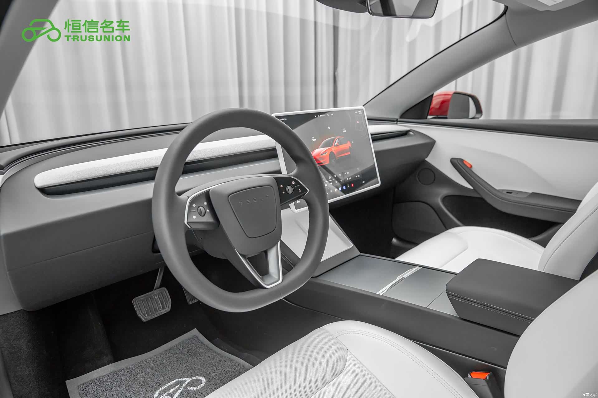 Tesla Model 3, 2025 12