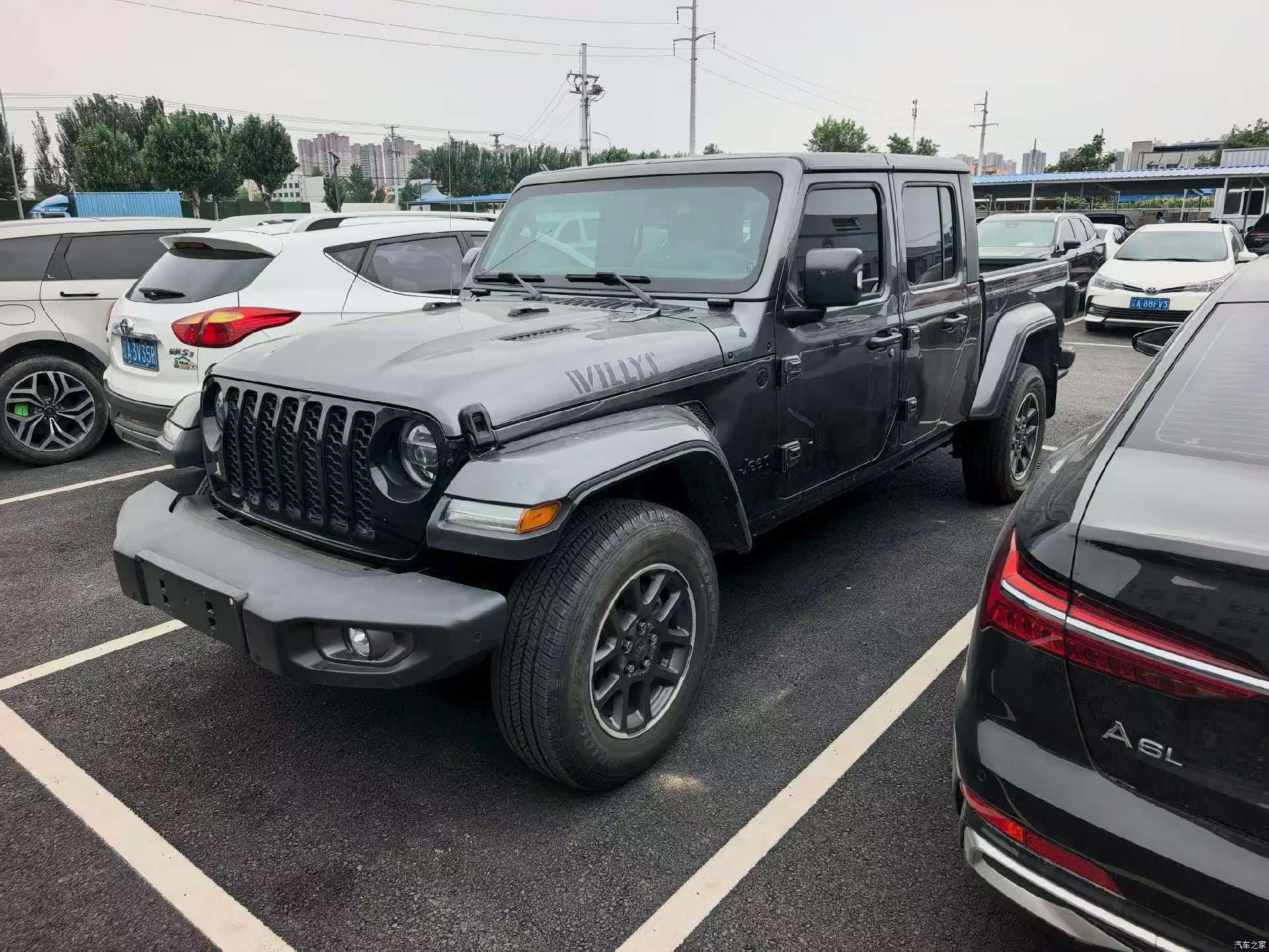 Jeep Gladiator, 2023 2