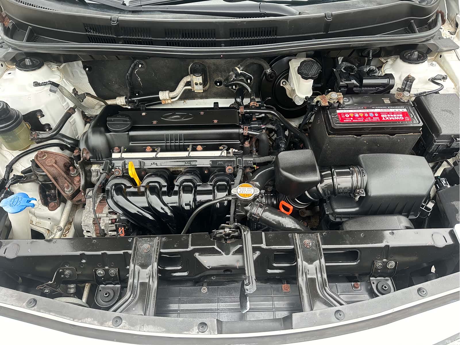 Hyundai GLS, 2014 23