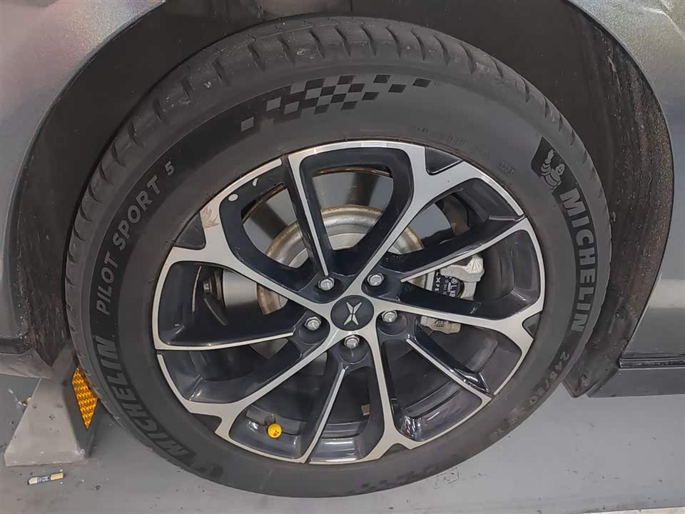 XPENG P7 XPENG P7