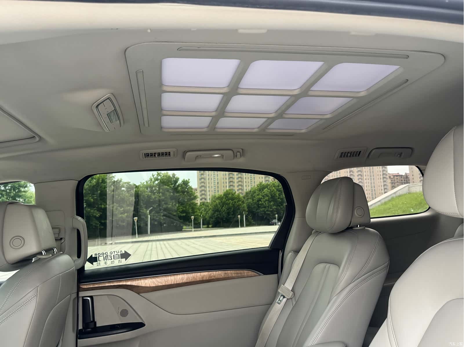 Buick GL8, 2019 6