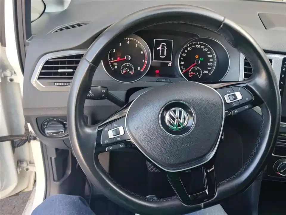 Volkswagen Golf*Jiayu