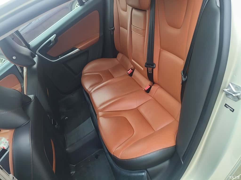 Volvo S60, 2016 17