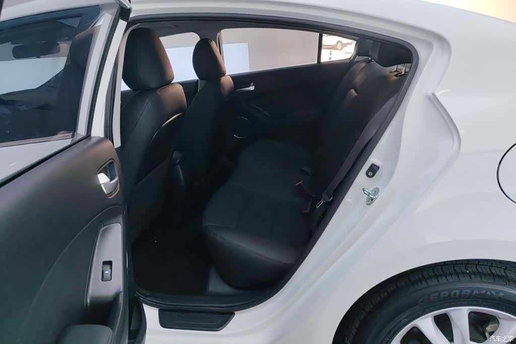 Kia K3, 2016 11