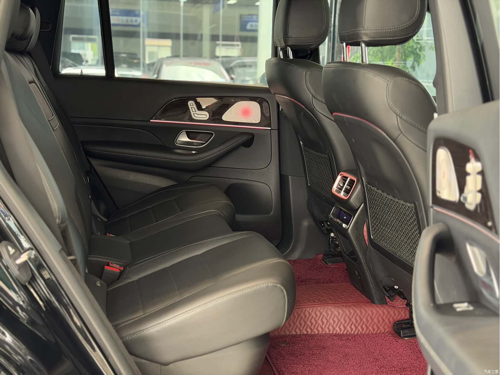 Mercedes-Benz GLS, 2022 12