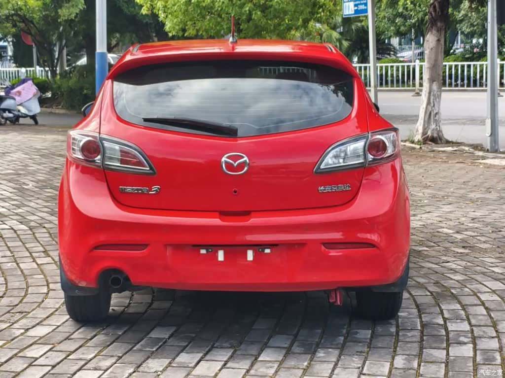 Mazda 3, 2013 8