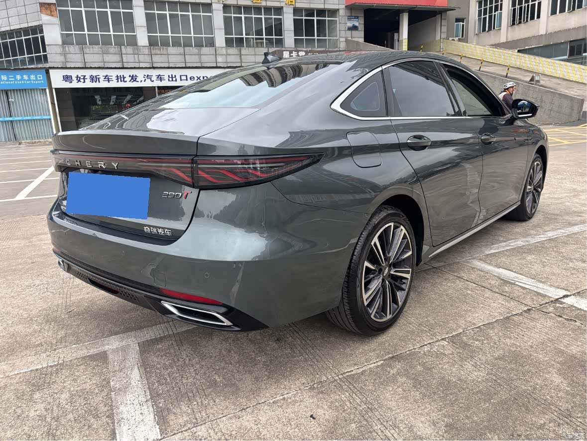 Chery Arrizo 8, 2025 9