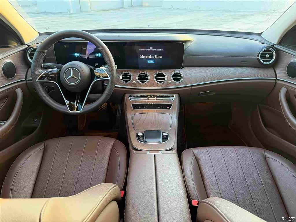 Mercedes-Benz E-Class, 2021 4