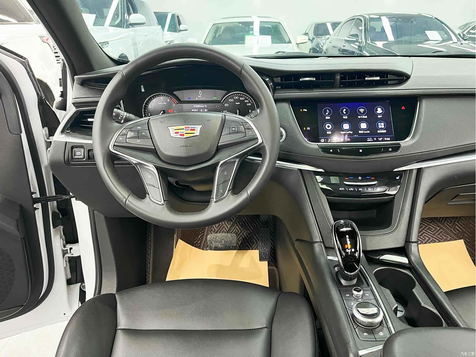 Cadillac XT5, 2021 10
