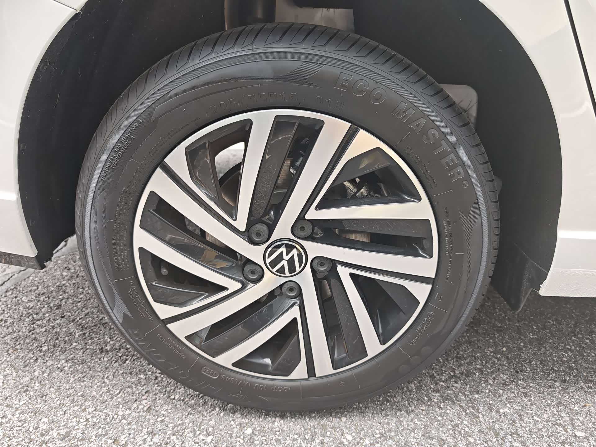 Volkswagen Lavida, 2026 12