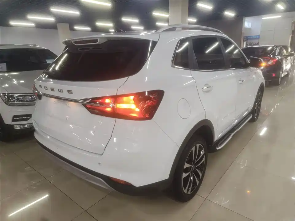 Roewe RX3